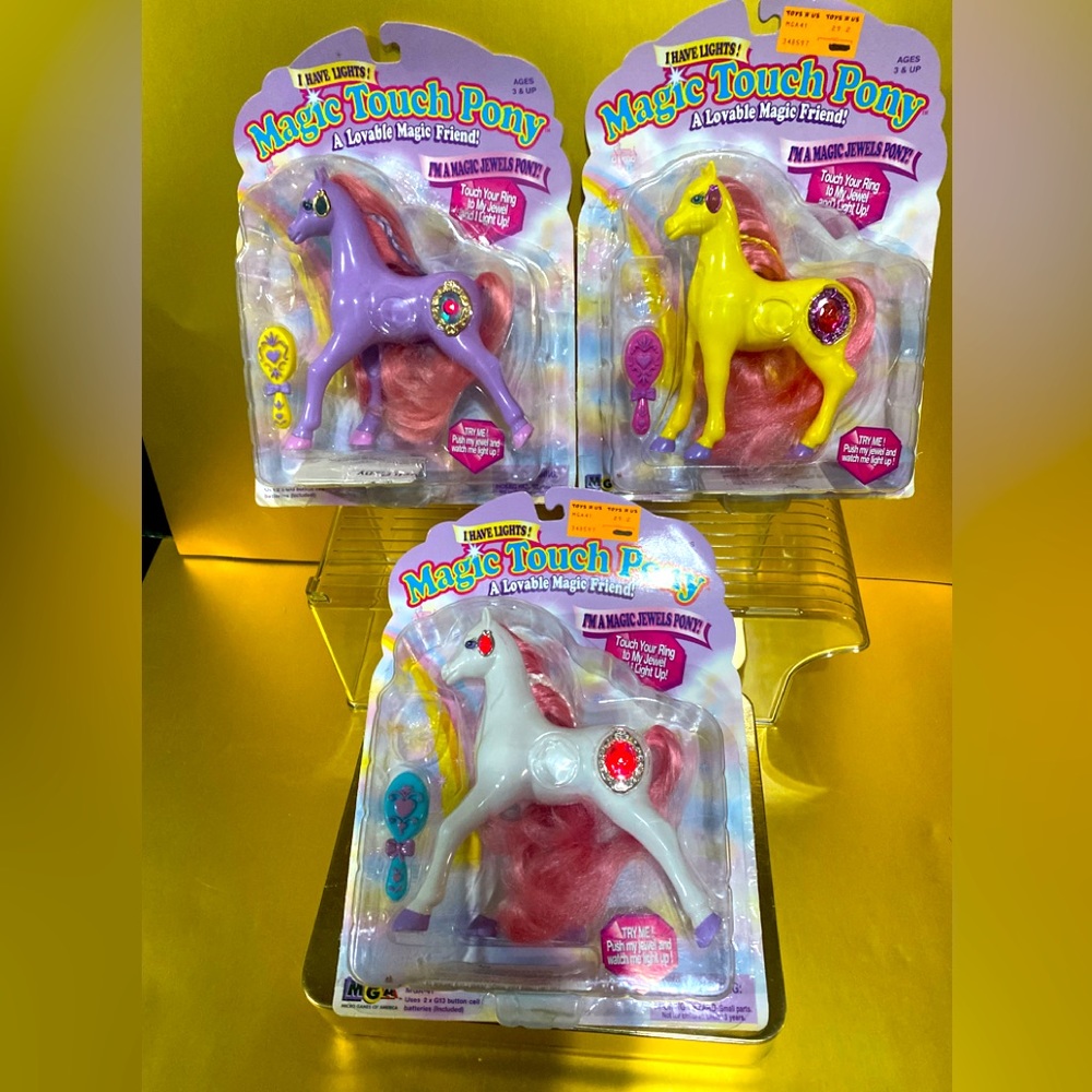 MAGIC TOUCH PONY VTG 90s MAGIC JEWELS PONIES, LIGHT UP & BLINK COLLECTION OF 3